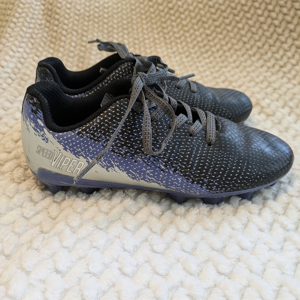 DSG Girls Soccer Cleats- Black and Purple Size 1